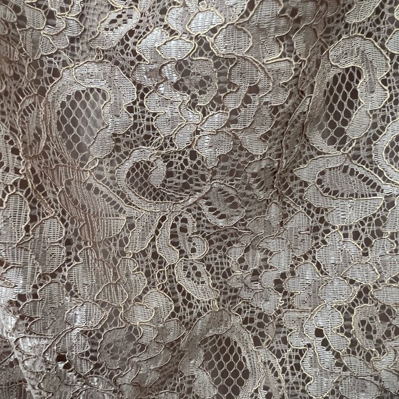 Davids Bridal strapless rose gold gown - Picture 4 of 6